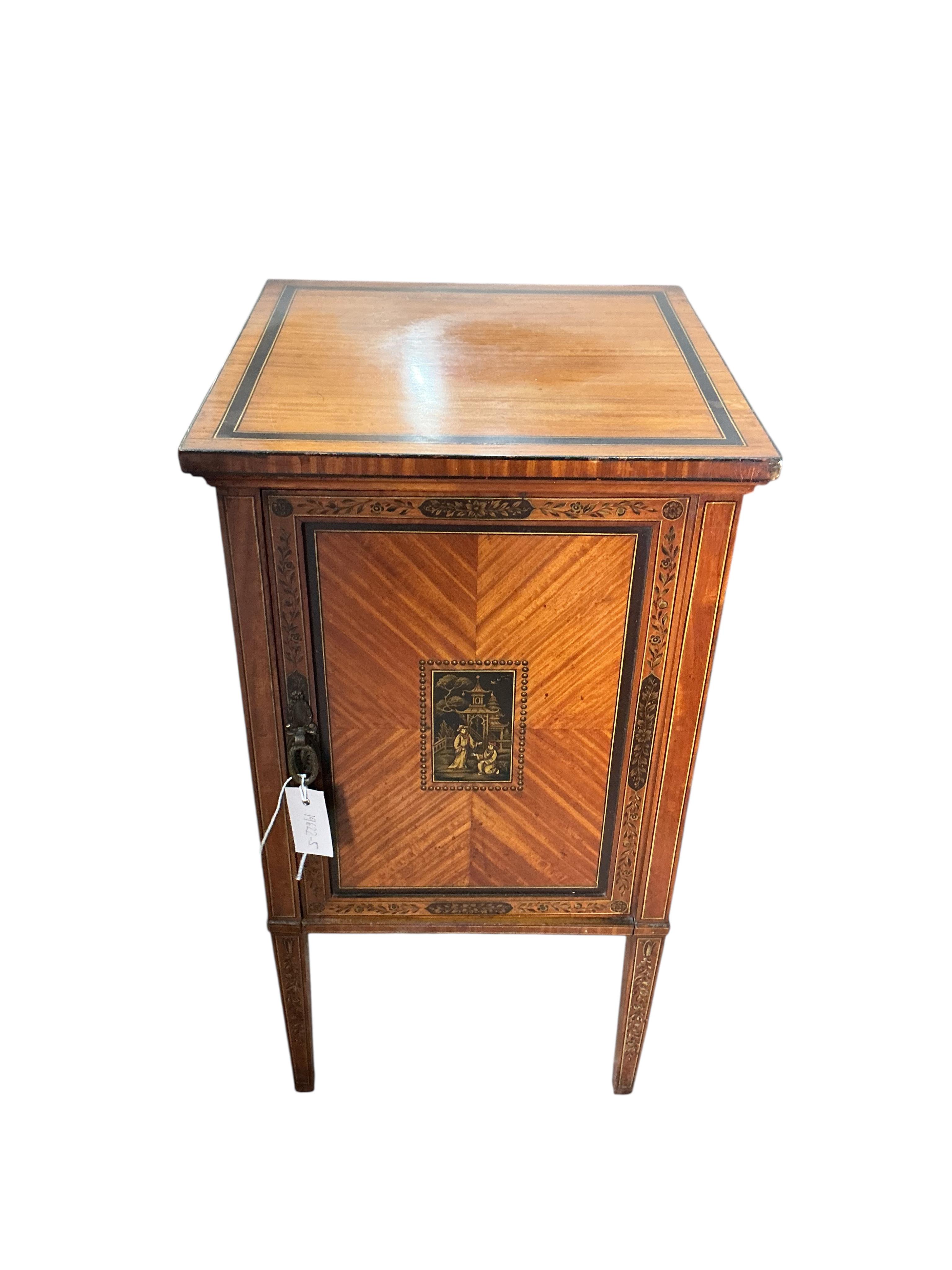 An Edwardian banded satinwood bedside cabinet with chinoiserie lacquer panel, width 41cm, depth 40cm, height 76cm
